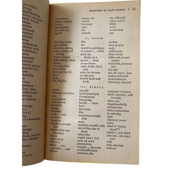 Modern American Usage Paperback Book 1974 English Language - Picture 7 of 15